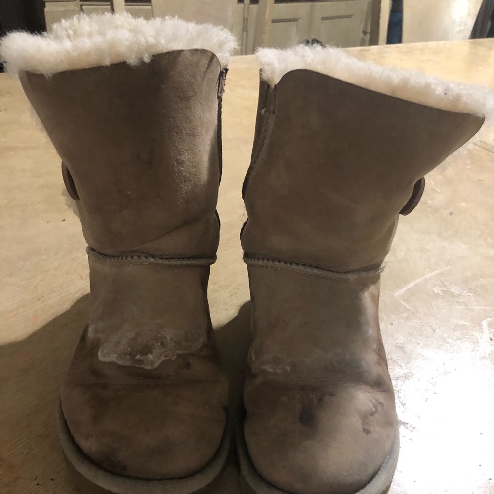 Bailey button Uggs